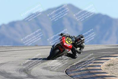 media/Dec-07-2025-CVMA (Sun) [[3e7d2de5dc]]/Race 5-Formula UL-CVMA Hooligans-American Thunder/